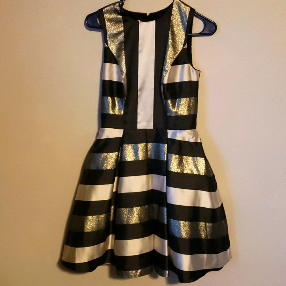 Forever Unique "Danielle Dress"